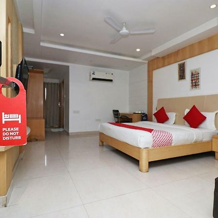 Oyo 5843 Hotel Yash Inn Mirzāpur Exteriér fotografie