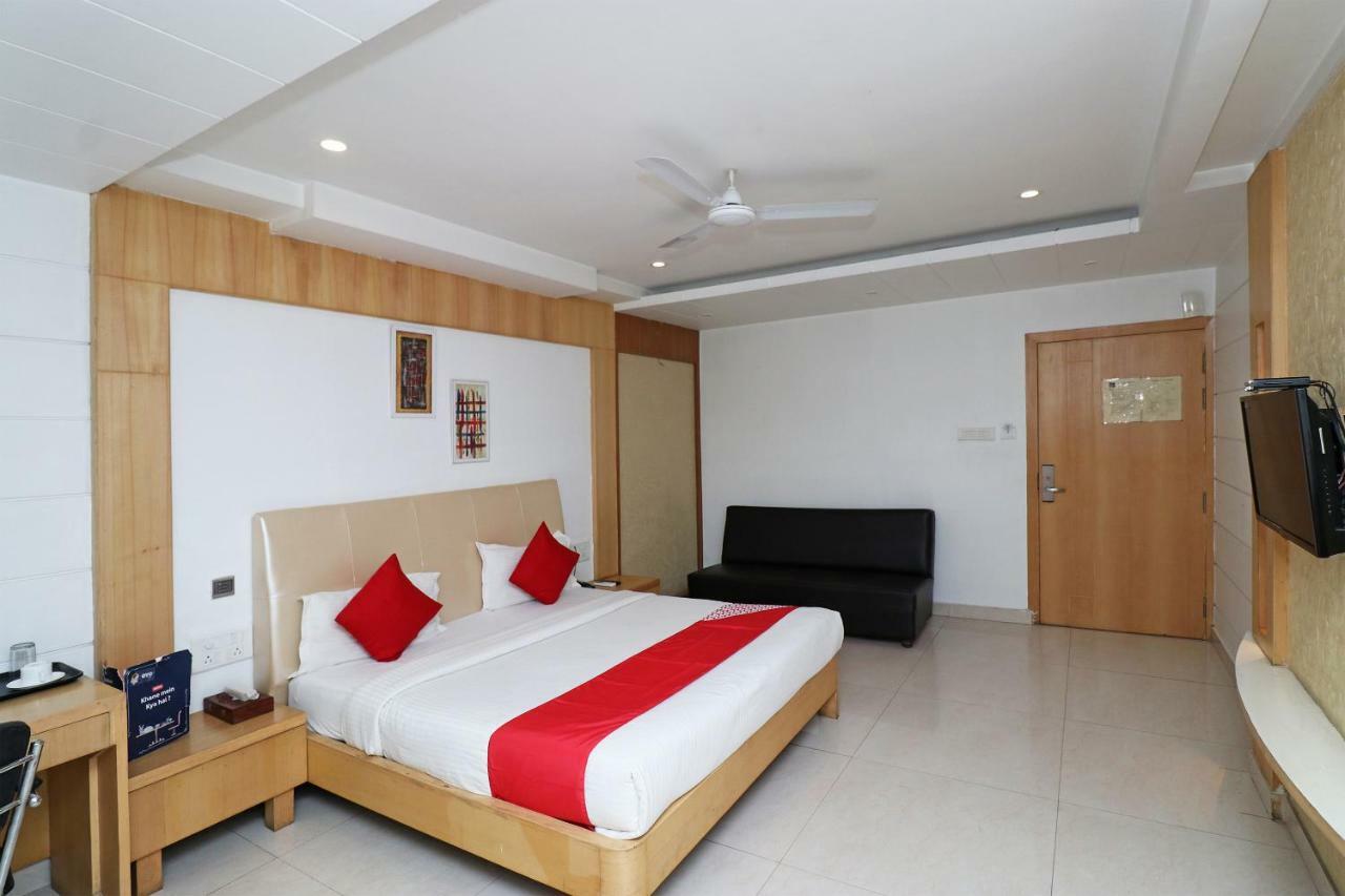 Oyo 5843 Hotel Yash Inn Mirzāpur Exteriér fotografie