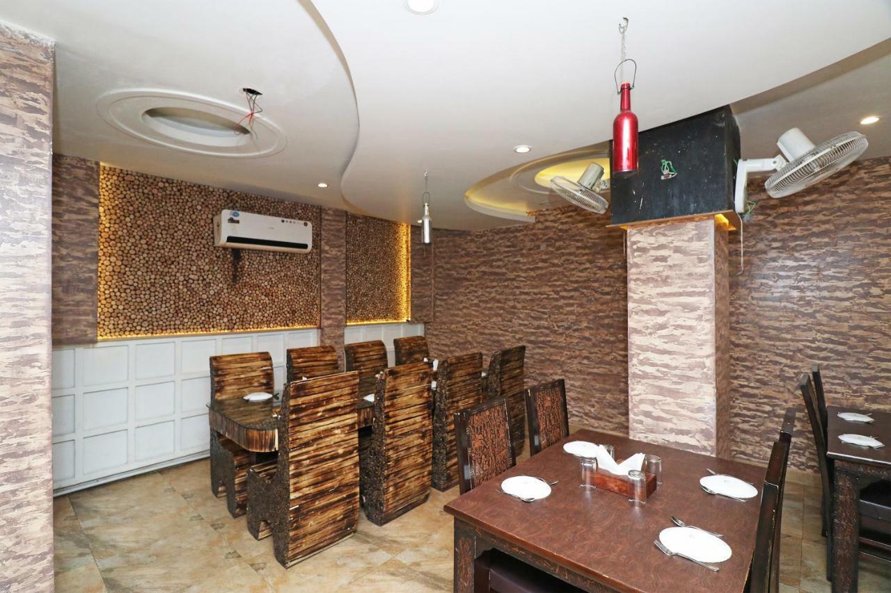 Oyo 5843 Hotel Yash Inn Mirzāpur Exteriér fotografie