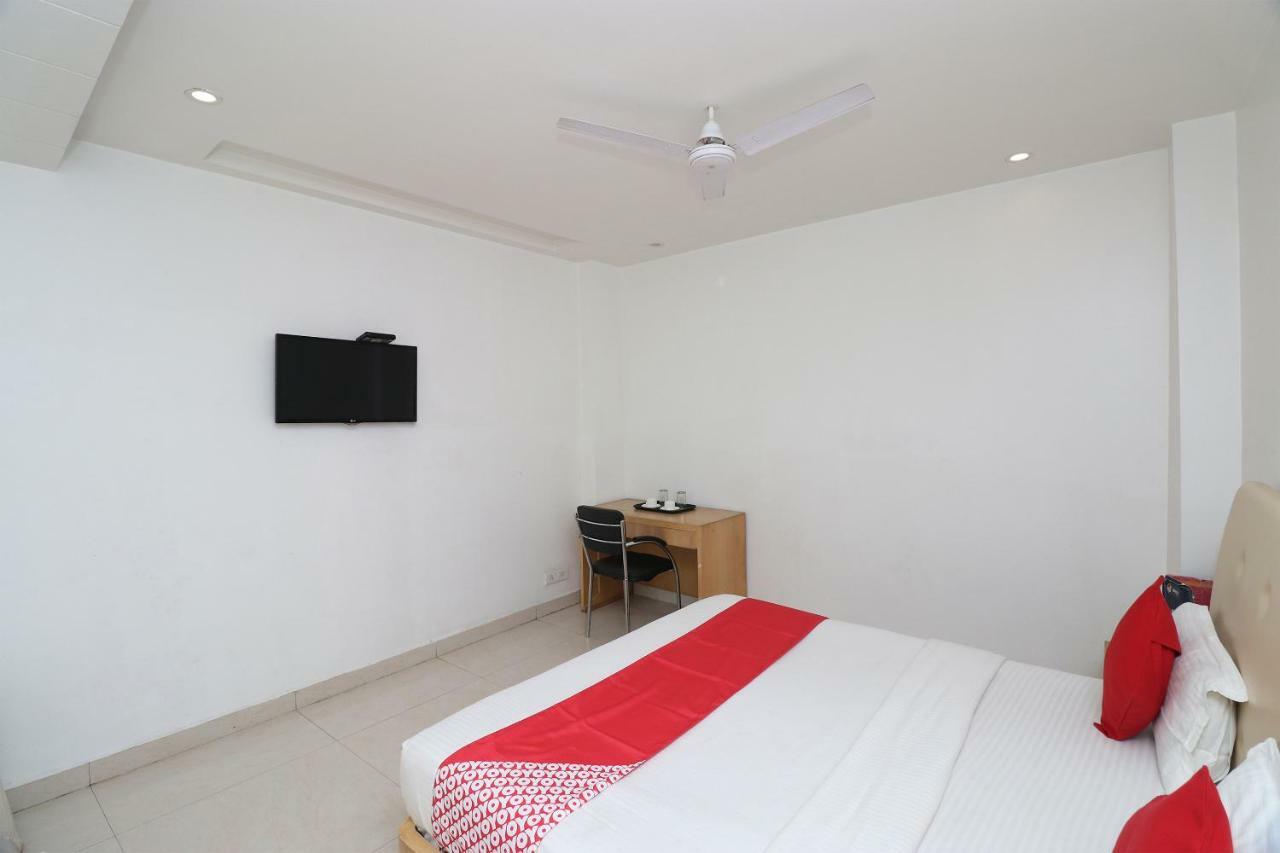 Oyo 5843 Hotel Yash Inn Mirzāpur Exteriér fotografie
