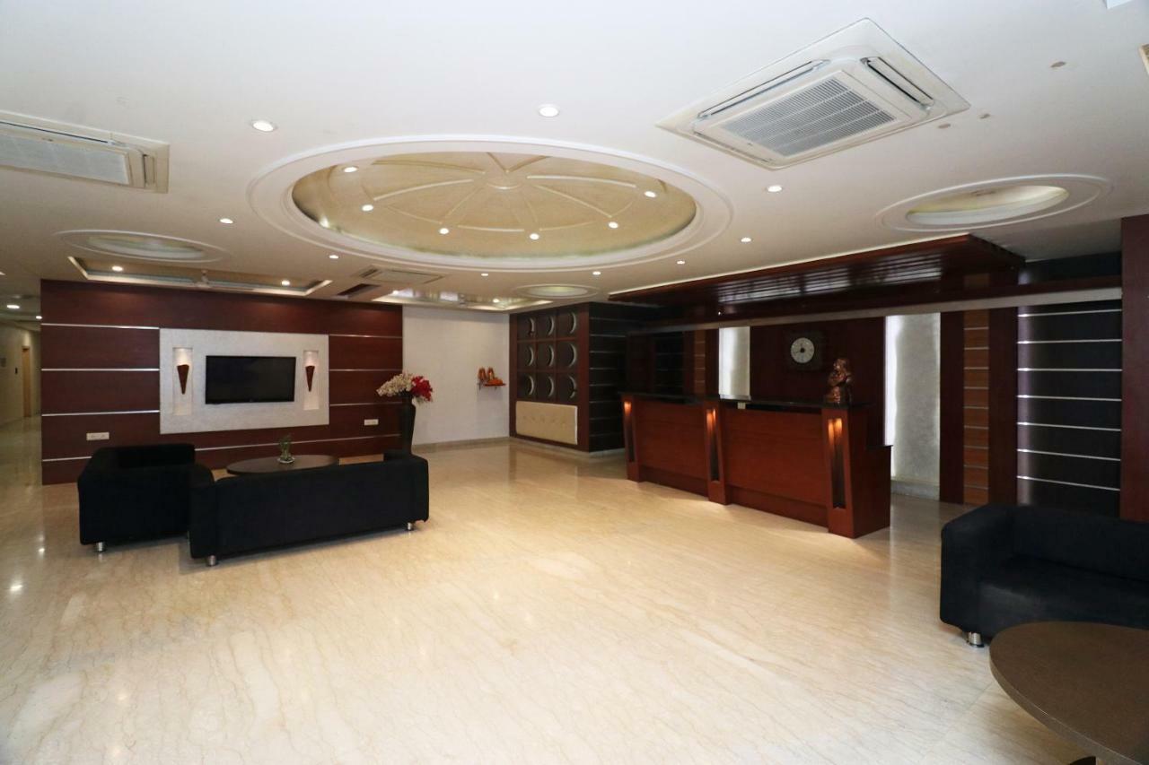 Oyo 5843 Hotel Yash Inn Mirzāpur Exteriér fotografie